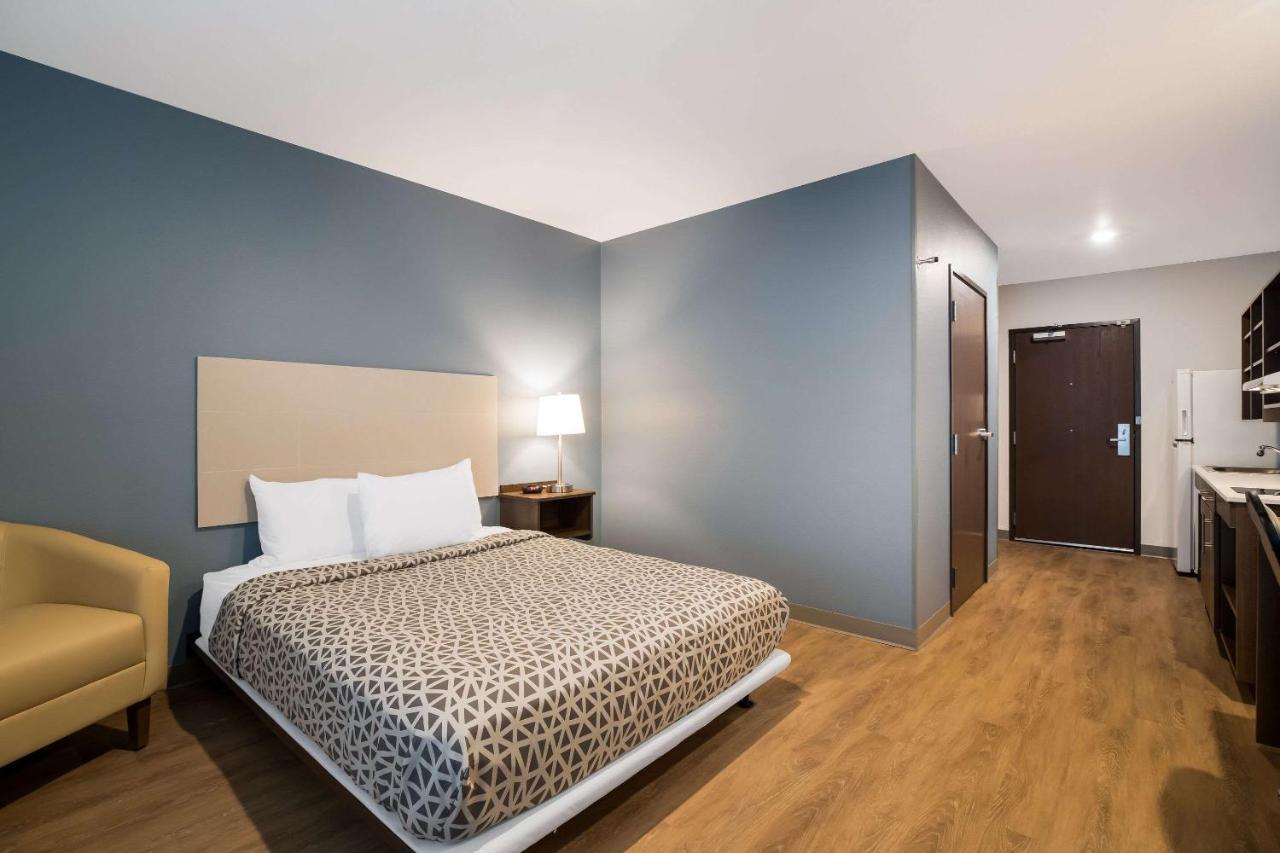 Woodspring Suites Moreno Valley Exterior foto
